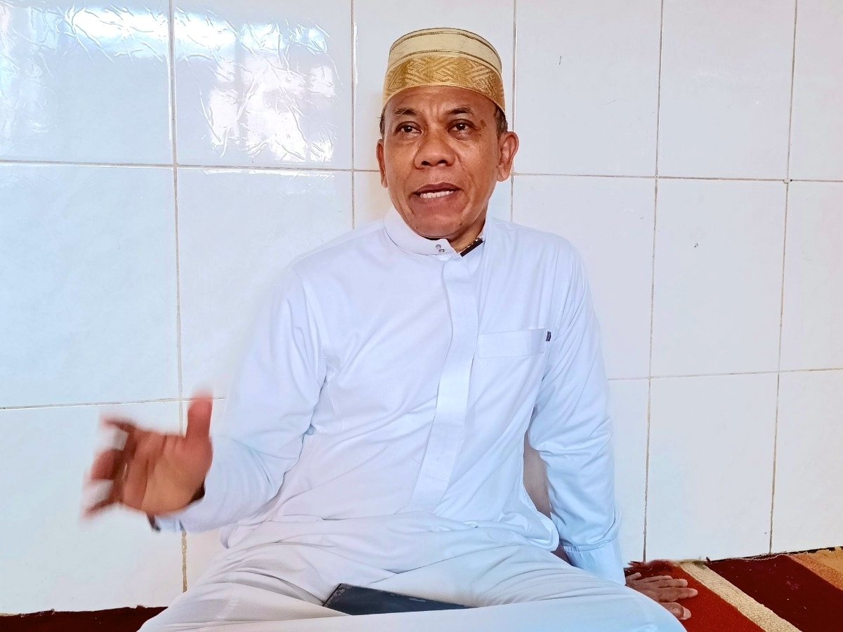 Ustadz H. Mustari Dg Ngago