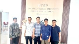 Keluarga Prada Herul M Nail Sambangi Kantor Pengadilan Militer Tinggi V Makassar, Jalan Metro Tanjung Bunga, Senin 7 September 2026