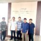 Keluarga Prada Herul M Nail Sambangi Kantor Pengadilan Militer Tinggi V Makassar, Jalan Metro Tanjung Bunga, Senin 7 September 2026